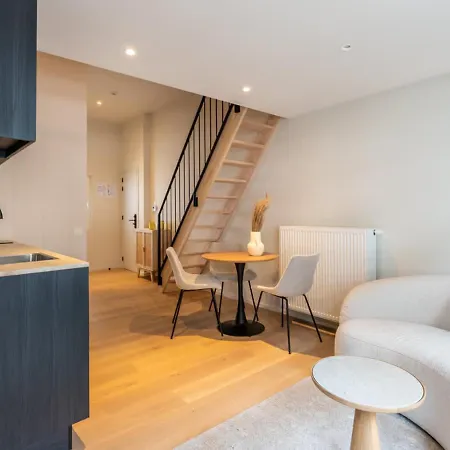 Huswell - Charming Modern In The Heart Of Апартаменты