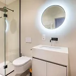 Charming Modern In The Heart Of